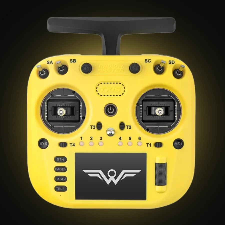 Жёлтый пульт RadioMaster TX15 ELRS с четырьмя тумблерами и логотипом WYNGS на экране.